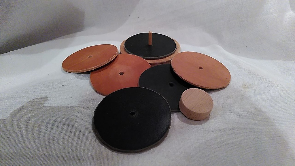 AG - Pétanque d'intérieur - Bois et cuir - Atelier Gepetto
